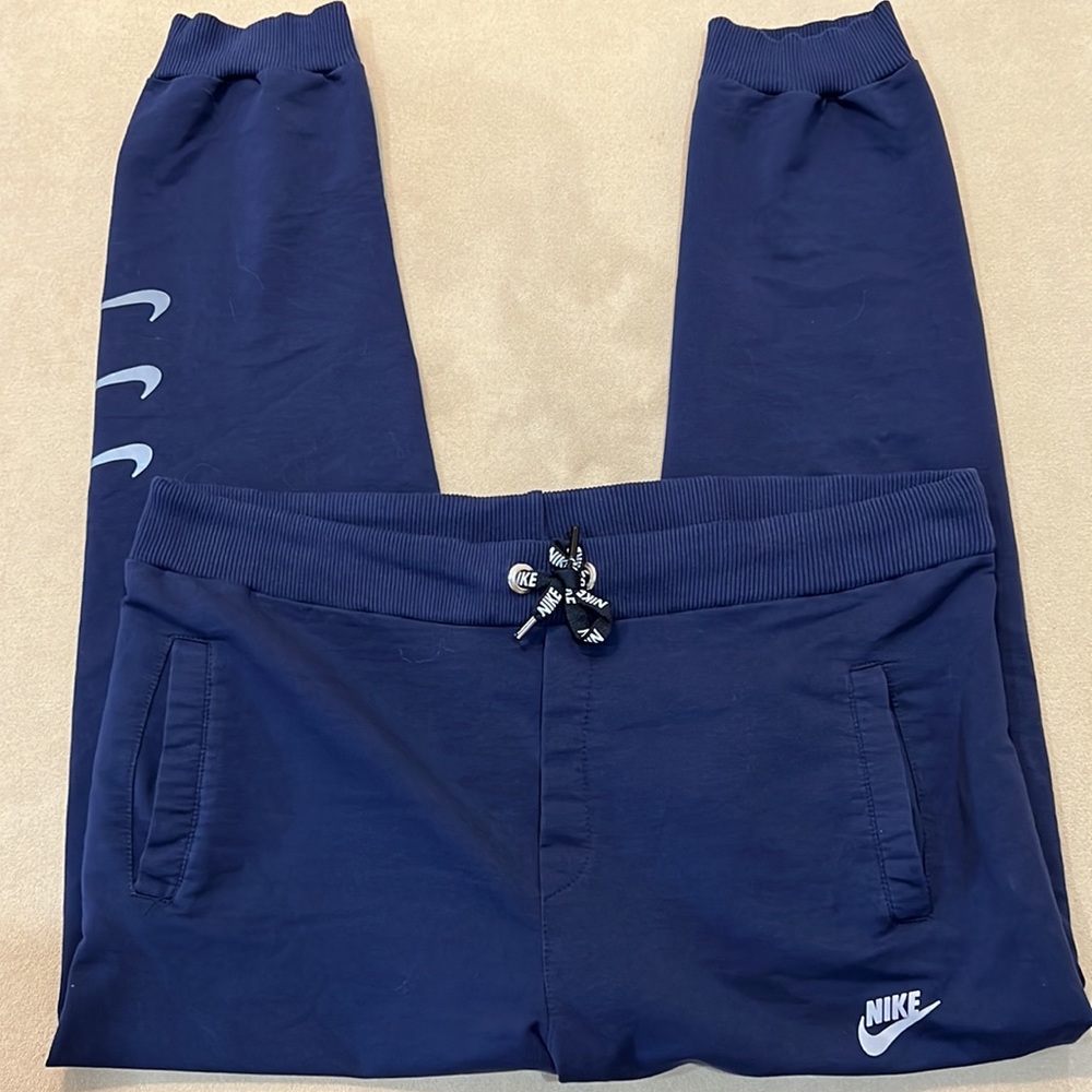 NIKE SWOOSH RUNNERS - Picture 2 of 5